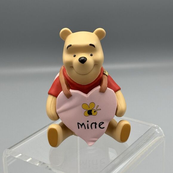 Vintage Disney Pooh and Friends Winnie the Pooh Be Mine Figurine Valentines - Picture 3 of 11